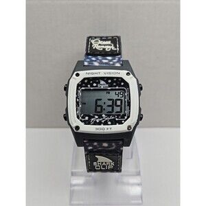 Freestyle Shark Clip Ocean Ramsey Whale Digi Surf Watch Night Vision New Battery